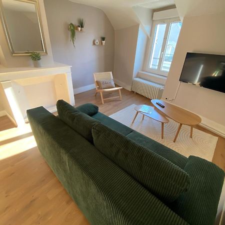 Au Coeur De Blois Apartment Bagian luar foto